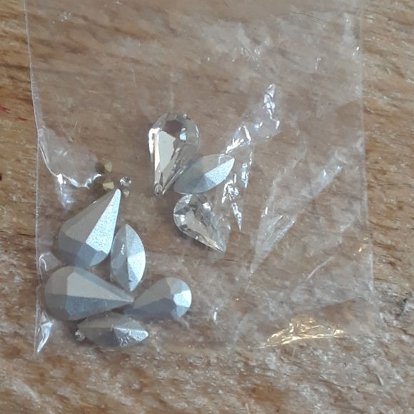 Shoes - Picture 7 of 9